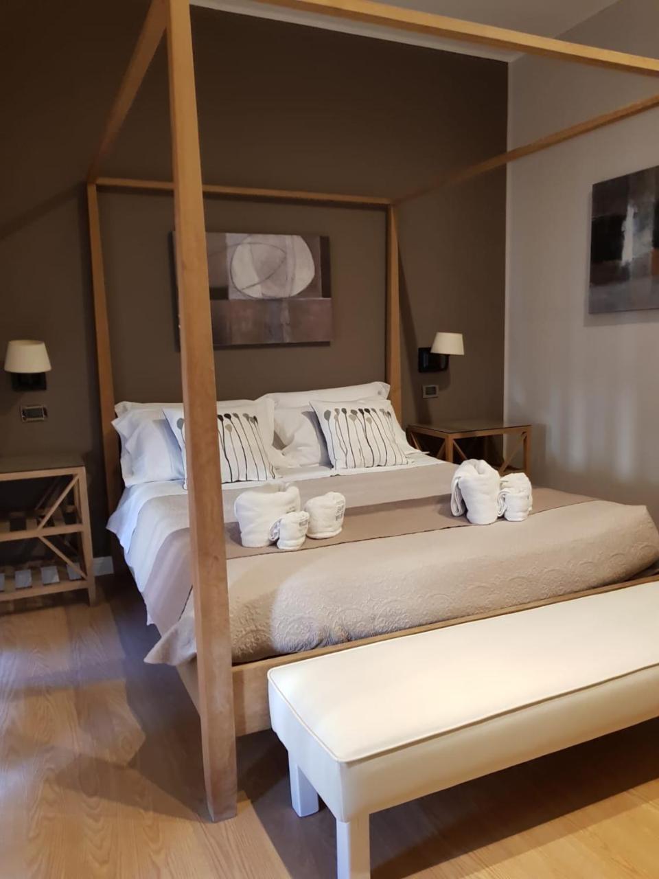 Bed and Breakfast Maxim à Palerme Extérieur photo