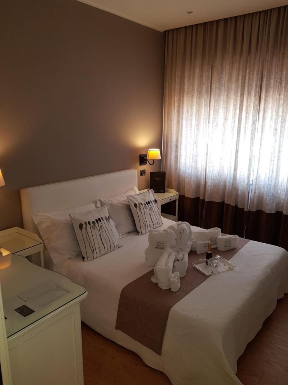 Bed and Breakfast Maxim à Palerme Extérieur photo